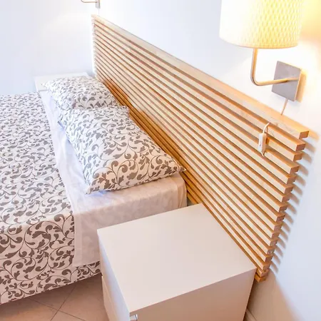 Sailor's Guest house *